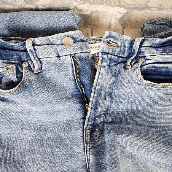 Good American Good Skate Wide Cropped Jean Size 6/28 Medium Blue Wash - Picture 7 of 14